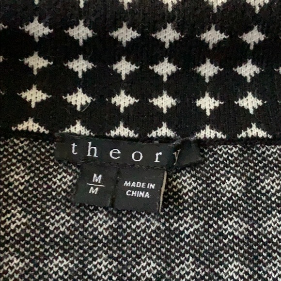 Black & White patterned Theory skirt - Picture 2 of 4